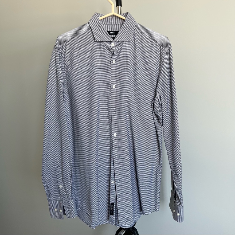 Hugo Boss Dress Shirt 41